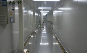 無塵車間照明燈具的清潔維護(hù)，更多視頻搜索：@凈化東哥